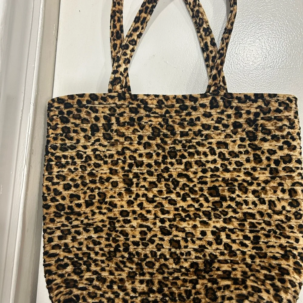 Leopard Print tote in Brown and Black